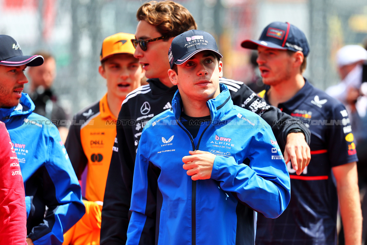 GP UNGHERIA, Franco Colapinto (ARG) Alpine F1 Team on the drivers' parade.

03.08.2025. Formula 1 World Championship, Rd 14, Hungarian Grand Prix, Budapest, Hungary, Gara Day.

- www.xpbimages.com, EMail: requests@xpbimages.com © Copyright: Batchelor / XPB Images