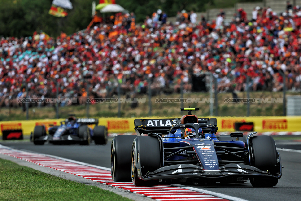 GP UNGHERIA, Carlos Sainz (ESP) Atlassian Williams Racing FW47.

03.08.2025. Formula 1 World Championship, Rd 14, Hungarian Grand Prix, Budapest, Hungary, Gara Day.

- www.xpbimages.com, EMail: requests@xpbimages.com © Copyright: Batchelor / XPB Images