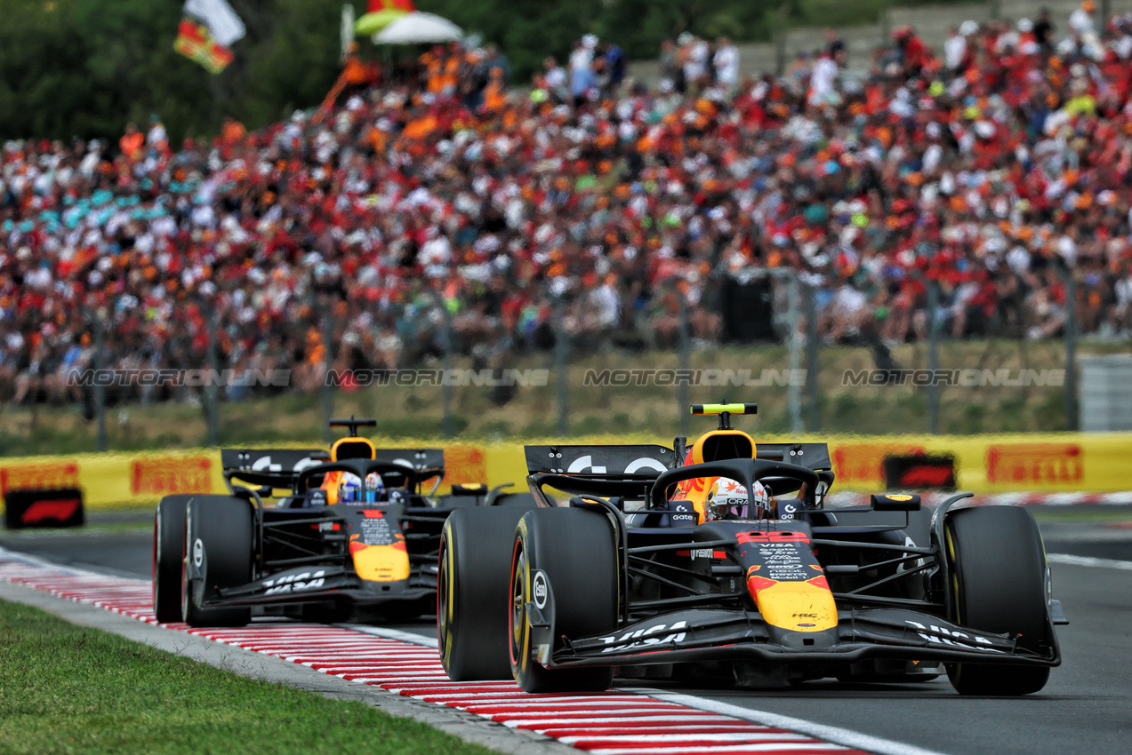 GP UNGHERIA, Yuki Tsunoda (JPN) Red Bull Racing RB21.

03.08.2025. Formula 1 World Championship, Rd 14, Hungarian Grand Prix, Budapest, Hungary, Gara Day.

- www.xpbimages.com, EMail: requests@xpbimages.com © Copyright: Batchelor / XPB Images