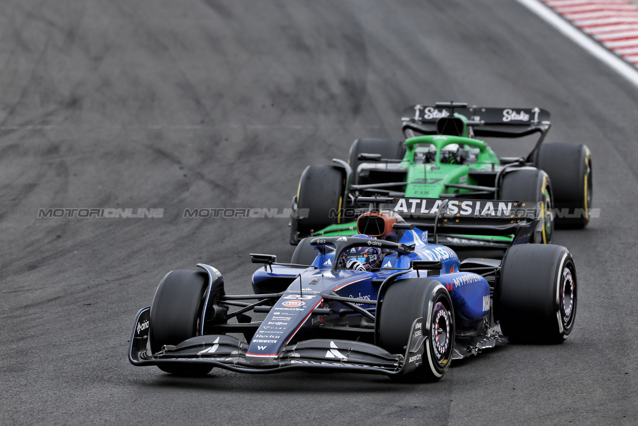 GP UNGHERIA, Alexander Albon (THA) Atlassian Williams Racing FW47.

03.08.2025. Formula 1 World Championship, Rd 14, Hungarian Grand Prix, Budapest, Hungary, Gara Day.

- www.xpbimages.com, EMail: requests@xpbimages.com © Copyright: Charniaux / XPB Images