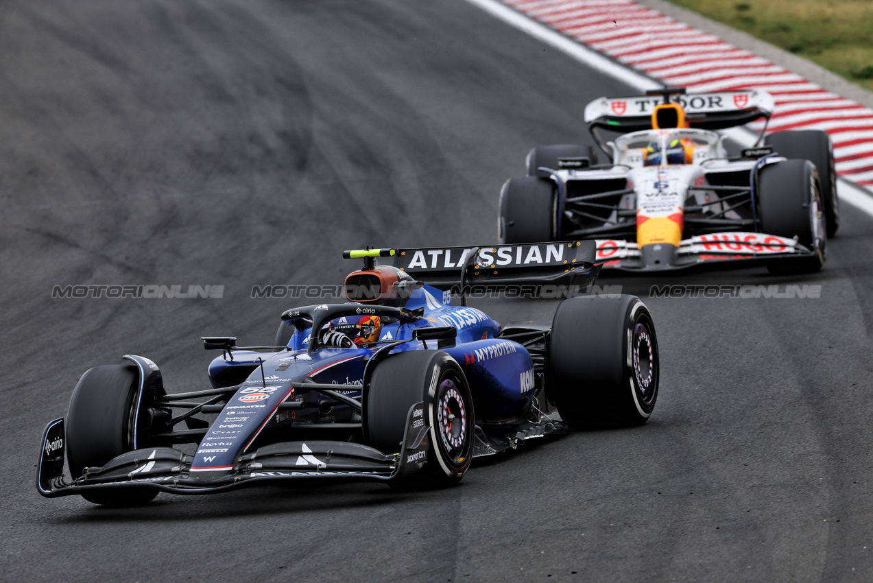GP UNGHERIA, Carlos Sainz (ESP) Atlassian Williams Racing FW47.

03.08.2025. Formula 1 World Championship, Rd 14, Hungarian Grand Prix, Budapest, Hungary, Gara Day.

- www.xpbimages.com, EMail: requests@xpbimages.com © Copyright: Charniaux / XPB Images