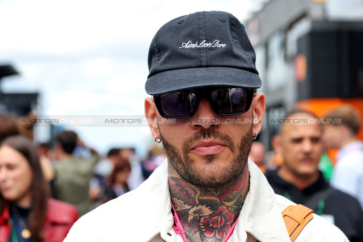 GP UNGHERIA, Paddock guest.

03.08.2025. Formula 1 World Championship, Rd 14, Hungarian Grand Prix, Budapest, Hungary, Gara Day.

- www.xpbimages.com, EMail: requests@xpbimages.com © Copyright: Bearne / XPB Images