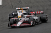 GP UNGHERIA, Esteban Ocon (FRA) Haas VF-25 e Isack Hadjar (FRA) Racing Bulls VCARB 02 battle for position.

03.08.2025. Formula 1 World Championship, Rd 14, Hungarian Grand Prix, Budapest, Hungary, Gara Day.

- www.xpbimages.com, EMail: requests@xpbimages.com © Copyright: Charniaux / XPB Images