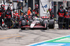 GP UNGHERIA, Oliver Bearman (GBR) Haas VF-25 makes a pit stop.

03.08.2025. Formula 1 World Championship, Rd 14, Hungarian Grand Prix, Budapest, Hungary, Gara Day.

- www.xpbimages.com, EMail: requests@xpbimages.com © Copyright: Bearne / XPB Images