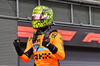 GP UNGHERIA, Gara winner Lando Norris (GBR) McLaren celebrates in parc ferme.

03.08.2025. Formula 1 World Championship, Rd 14, Hungarian Grand Prix, Budapest, Hungary, Gara Day.

- www.xpbimages.com, EMail: requests@xpbimages.com © Copyright: Batchelor / XPB Images