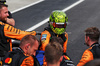 GP UNGHERIA, Gara winner Lando Norris (GBR) McLaren celebrates in parc ferme.

03.08.2025. Formula 1 World Championship, Rd 14, Hungarian Grand Prix, Budapest, Hungary, Gara Day.

- www.xpbimages.com, EMail: requests@xpbimages.com © Copyright: Bearne / XPB Images
