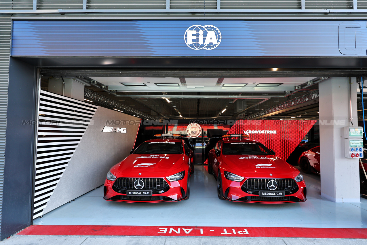 GP UNGHERIA, Mercedes FIA Medical Cars.

31.07.2025. Formula 1 World Championship, Rd 14, Hungarian Grand Prix, Budapest, Hungary, Preparation Day.

- www.xpbimages.com, EMail: requests@xpbimages.com © Copyright: Moy / XPB Images