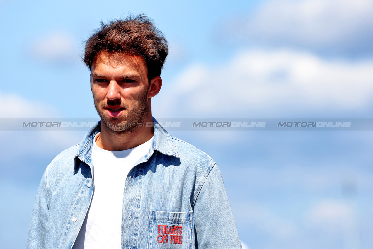GP UNGHERIA, Pierre Gasly (FRA) Alpine F1 Team.

31.07.2025. Formula 1 World Championship, Rd 14, Hungarian Grand Prix, Budapest, Hungary, Preparation Day.

- www.xpbimages.com, EMail: requests@xpbimages.com © Copyright: Bearne / XPB Images