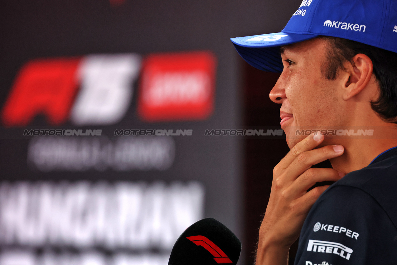 GP UNGHERIA, Alexander Albon (THA) Atlassian Williams Racing.

31.07.2025. Formula 1 World Championship, Rd 14, Hungarian Grand Prix, Budapest, Hungary, Preparation Day.

- www.xpbimages.com, EMail: requests@xpbimages.com © Copyright: Bearne / XPB Images