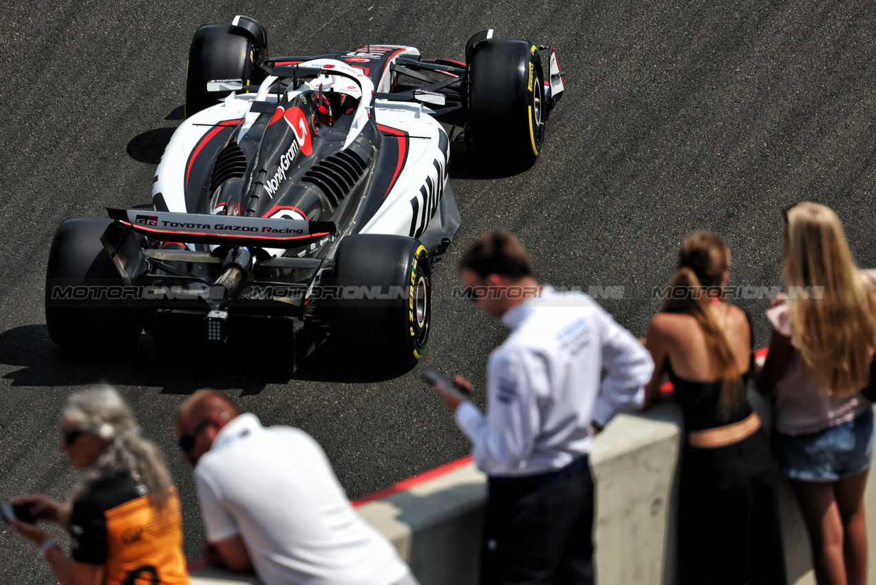 GP UNGHERIA, Esteban Ocon (FRA) Haas VF-25.

02.08.2025. Formula 1 World Championship, Rd 14, Hungarian Grand Prix, Budapest, Hungary, Qualifiche Day.

- www.xpbimages.com, EMail: requests@xpbimages.com © Copyright: Bearne / XPB Images