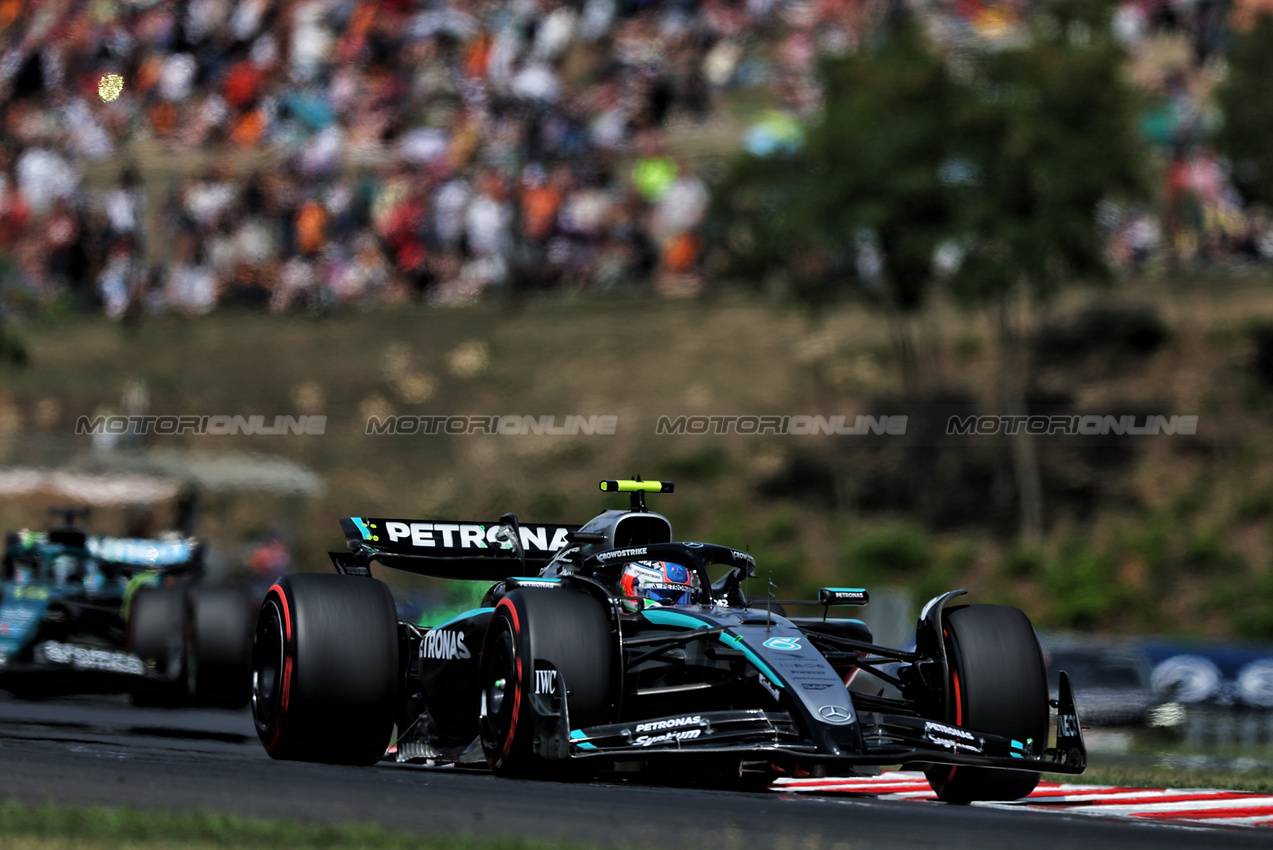 GP UNGHERIA, Andrea Kimi Antonelli (ITA) Mercedes AMG F1 W16.

02.08.2025. Formula 1 World Championship, Rd 14, Hungarian Grand Prix, Budapest, Hungary, Qualifiche Day.

- www.xpbimages.com, EMail: requests@xpbimages.com © Copyright: Charniaux / XPB Images