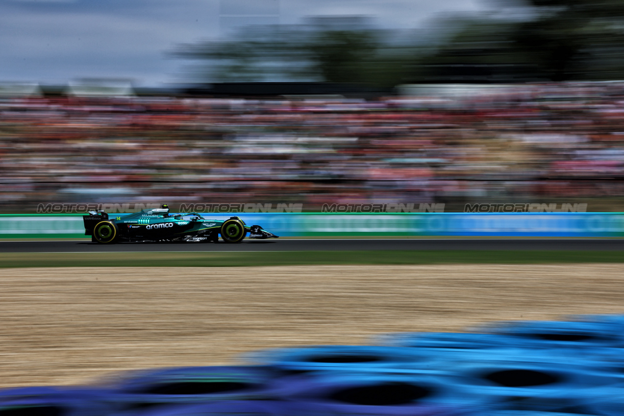 GP UNGHERIA, Fernando Alonso (ESP) Aston Martin F1 Team AMR25.

02.08.2025. Formula 1 World Championship, Rd 14, Hungarian Grand Prix, Budapest, Hungary, Qualifiche Day.

- www.xpbimages.com, EMail: requests@xpbimages.com © Copyright: Charniaux / XPB Images