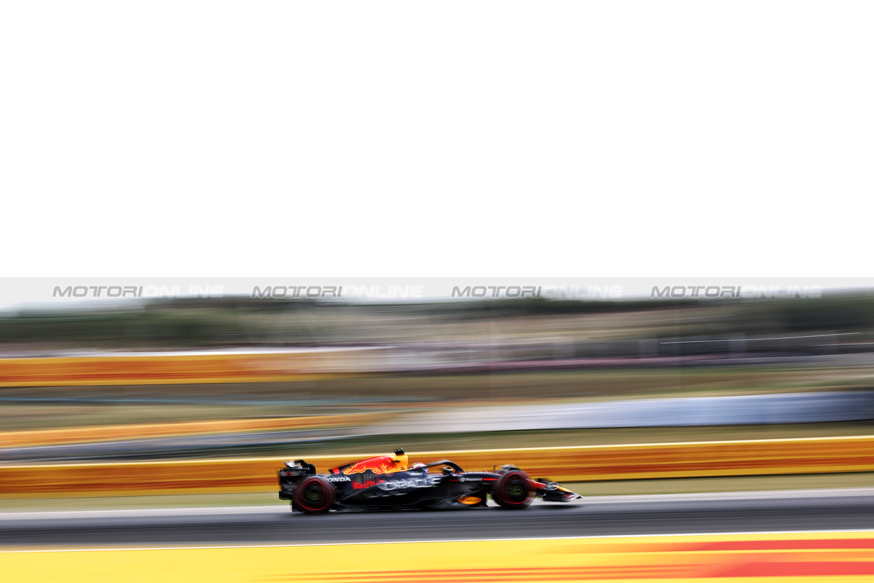 GP UNGHERIA, Max Verstappen (NLD) Red Bull Racing RB21.

02.08.2025. Formula 1 World Championship, Rd 14, Hungarian Grand Prix, Budapest, Hungary, Qualifiche Day.

- www.xpbimages.com, EMail: requests@xpbimages.com © Copyright: Charniaux / XPB Images