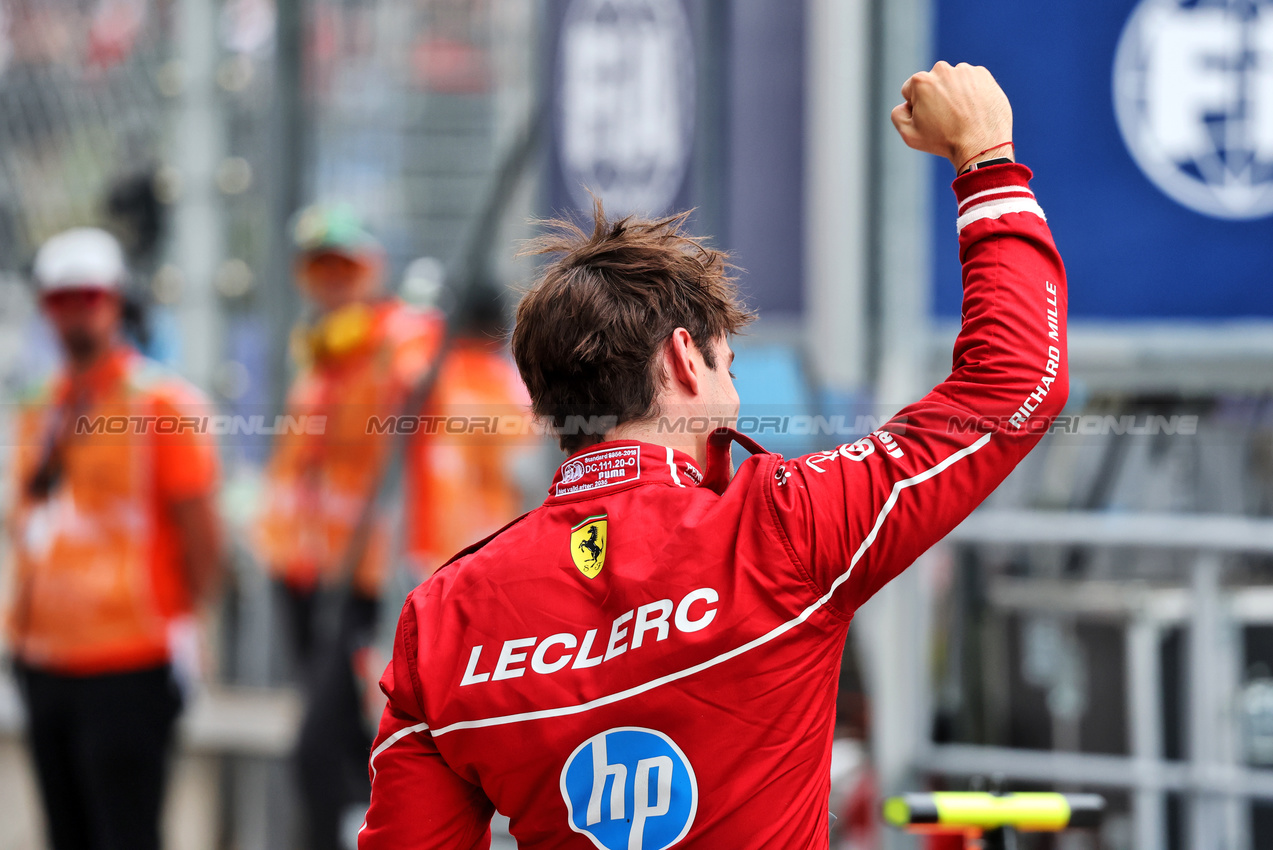 GP UNGHERIA, Charles Leclerc (MON) Ferrari celebrates his pole position in qualifying parc ferme.

02.08.2025. Formula 1 World Championship, Rd 14, Hungarian Grand Prix, Budapest, Hungary, Qualifiche Day.

- www.xpbimages.com, EMail: requests@xpbimages.com © Copyright: Charniaux / XPB Images