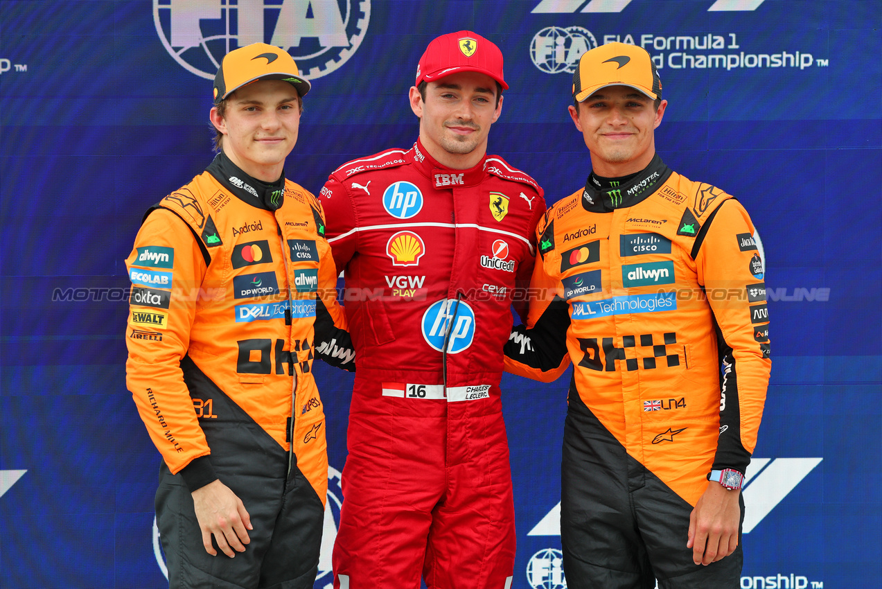 GP UNGHERIA, Qualifiche top three in parc ferme (L to R): Oscar Piastri (AUS) McLaren, second; Charles Leclerc (MON) Ferrari, pole position; Lando Norris (GBR) McLaren, third.

02.08.2025. Formula 1 World Championship, Rd 14, Hungarian Grand Prix, Budapest, Hungary, Qualifiche Day.

- www.xpbimages.com, EMail: requests@xpbimages.com © Copyright: Batchelor / XPB Images