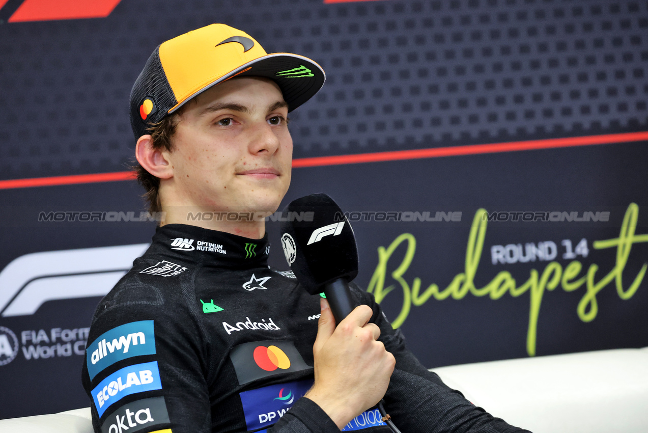 GP UNGHERIA, Oscar Piastri (AUS) McLaren in the post qualifying FIA Press Conference.

02.08.2025. Formula 1 World Championship, Rd 14, Hungarian Grand Prix, Budapest, Hungary, Qualifiche Day.

- www.xpbimages.com, EMail: requests@xpbimages.com © Copyright: Bearne / XPB Images