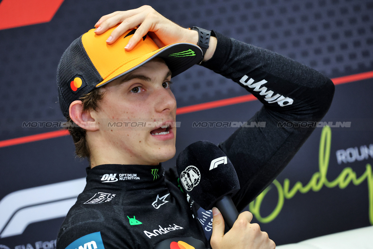 GP UNGHERIA, Oscar Piastri (AUS) McLaren in the post qualifying FIA Press Conference.

02.08.2025. Formula 1 World Championship, Rd 14, Hungarian Grand Prix, Budapest, Hungary, Qualifiche Day.

- www.xpbimages.com, EMail: requests@xpbimages.com © Copyright: Bearne / XPB Images