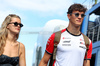 GP UNGHERIA, (L to R): Alicia Torriani with her boyfriend Oliver Bearman (GBR) Haas F1 Team.

02.08.2025. Formula 1 World Championship, Rd 14, Hungarian Grand Prix, Budapest, Hungary, Qualifiche Day.

- www.xpbimages.com, EMail: requests@xpbimages.com © Copyright: Bearne / XPB Images