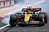 GP UNGHERIA, Lando Norris (GBR) McLaren MCL39 locks up under braking in the pits.

02.08.2025. Formula 1 World Championship, Rd 14, Hungarian Grand Prix, Budapest, Hungary, Qualifiche Day.

- www.xpbimages.com, EMail: requests@xpbimages.com © Copyright: Batchelor / XPB Images
