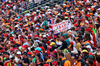 GP UNGHERIA, Circuit Atmosfera - fans in the grandstand.

02.08.2025. Formula 1 World Championship, Rd 14, Hungarian Grand Prix, Budapest, Hungary, Qualifiche Day.

- www.xpbimages.com, EMail: requests@xpbimages.com © Copyright: Moy / XPB Images