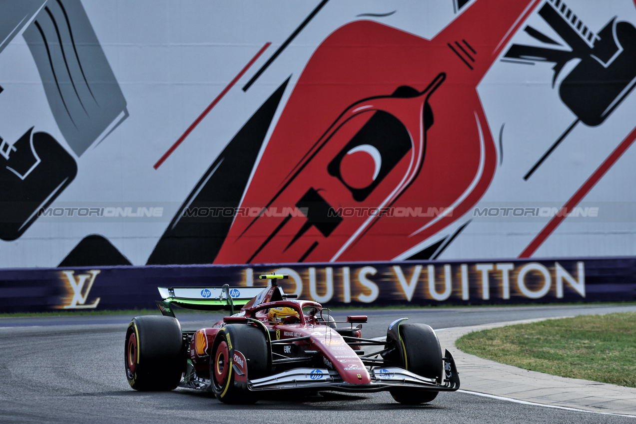 GP UNGHERIA, Lewis Hamilton (GBR) Ferrari SF-25.

01.08.2025. Formula 1 World Championship, Rd 14, Hungarian Grand Prix, Budapest, Hungary, Practice Day.

- www.xpbimages.com, EMail: requests@xpbimages.com © Copyright: Moy / XPB Images