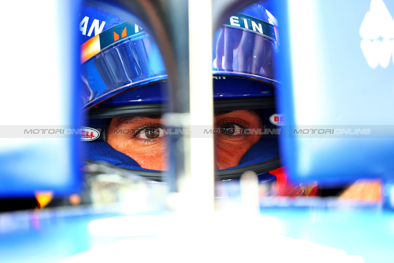 GP UNGHERIA, Carlos Sainz (ESP) Atlassian Williams Racing FW47.

01.08.2025. Formula 1 World Championship, Rd 14, Hungarian Grand Prix, Budapest, Hungary, Practice Day.

- www.xpbimages.com, EMail: requests@xpbimages.com © Copyright: Batchelor / XPB Images