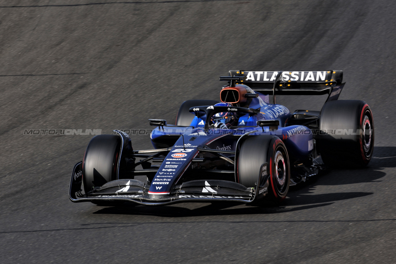 GP UNGHERIA, Alexander Albon (THA) Atlassian Williams Racing FW47.

01.08.2025. Formula 1 World Championship, Rd 14, Hungarian Grand Prix, Budapest, Hungary, Practice Day.

- www.xpbimages.com, EMail: requests@xpbimages.com © Copyright: Bearne / XPB Images