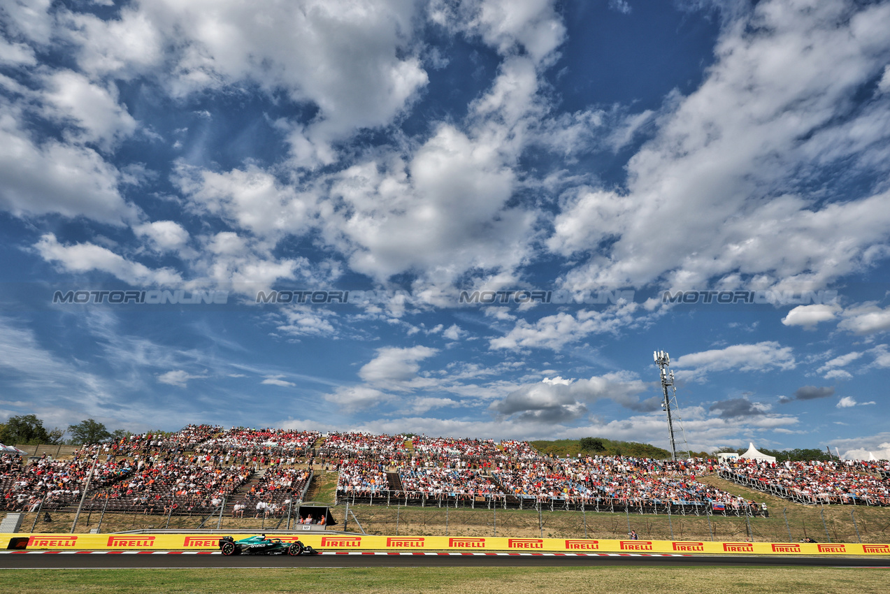 GP UNGHERIA, Lance Stroll (CDN) Aston Martin F1 Team AMR25.

01.08.2025. Formula 1 World Championship, Rd 14, Hungarian Grand Prix, Budapest, Hungary, Practice Day.

- www.xpbimages.com, EMail: requests@xpbimages.com © Copyright: Moy / XPB Images