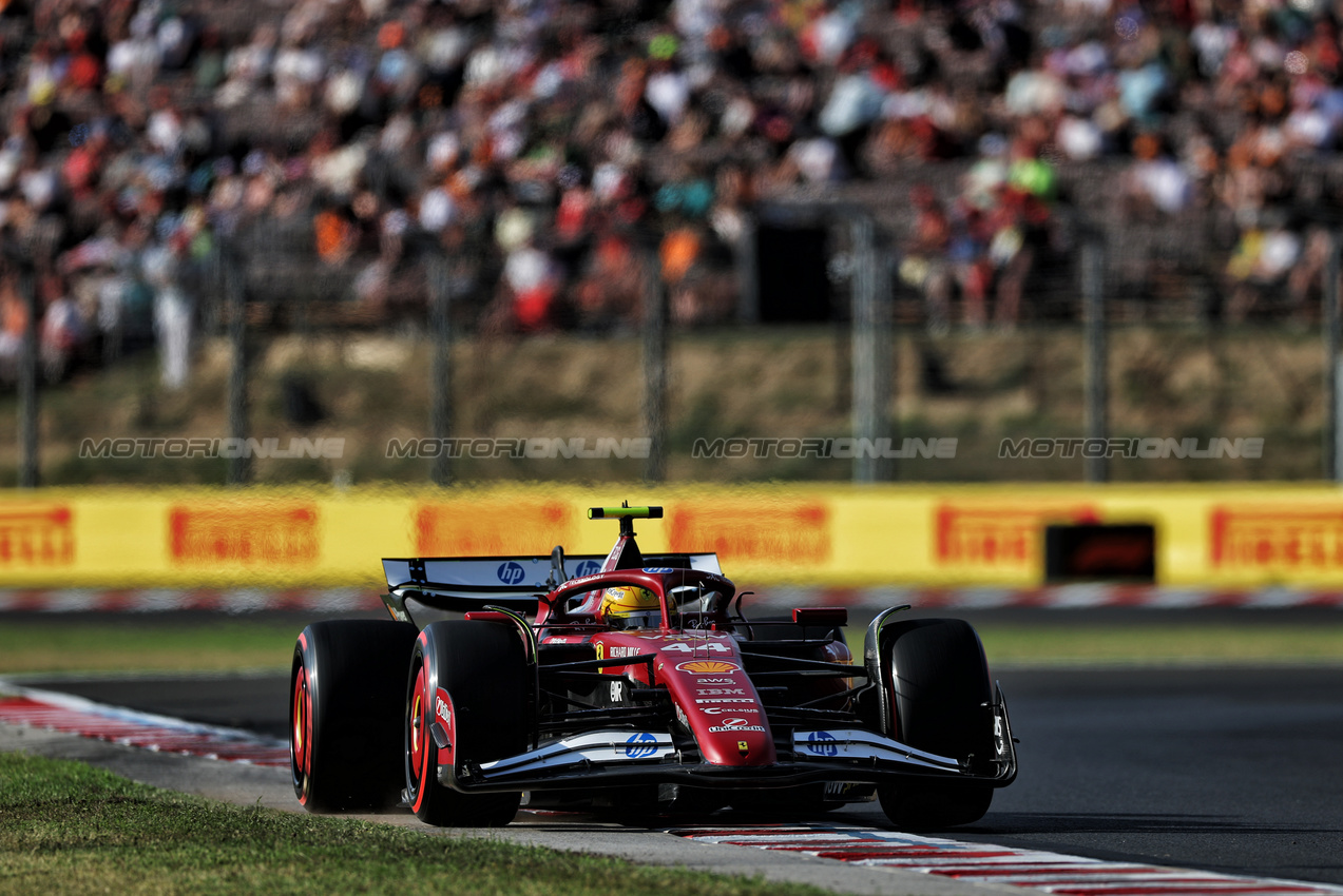 GP UNGHERIA, Lewis Hamilton (GBR) Ferrari SF-25.

01.08.2025. Formula 1 World Championship, Rd 14, Hungarian Grand Prix, Budapest, Hungary, Practice Day.

- www.xpbimages.com, EMail: requests@xpbimages.com © Copyright: Charniaux / XPB Images