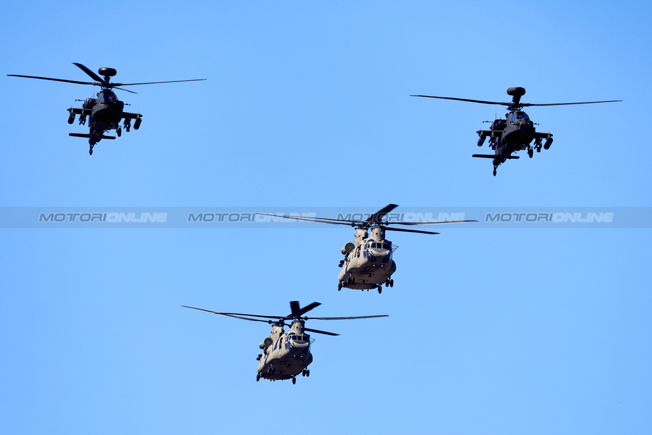 GP USA, griglia Atmosfera.

19.10.2025. Formula 1 World Championship, Rd 19, United States Grand Prix, Austin, Texas, USA, Gara Day.

- www.xpbimages.com, EMail: requests@xpbimages.com © Copyright: Moy / XPB Images