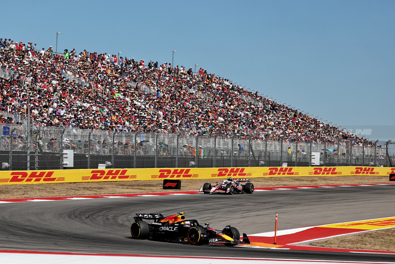 GP USA, Yuki Tsunoda (JPN) Red Bull Racing RB21.

19.10.2025. Formula 1 World Championship, Rd 19, United States Grand Prix, Austin, Texas, USA, Gara Day.

 - www.xpbimages.com, EMail: requests@xpbimages.com © Copyright: Rew / XPB Images