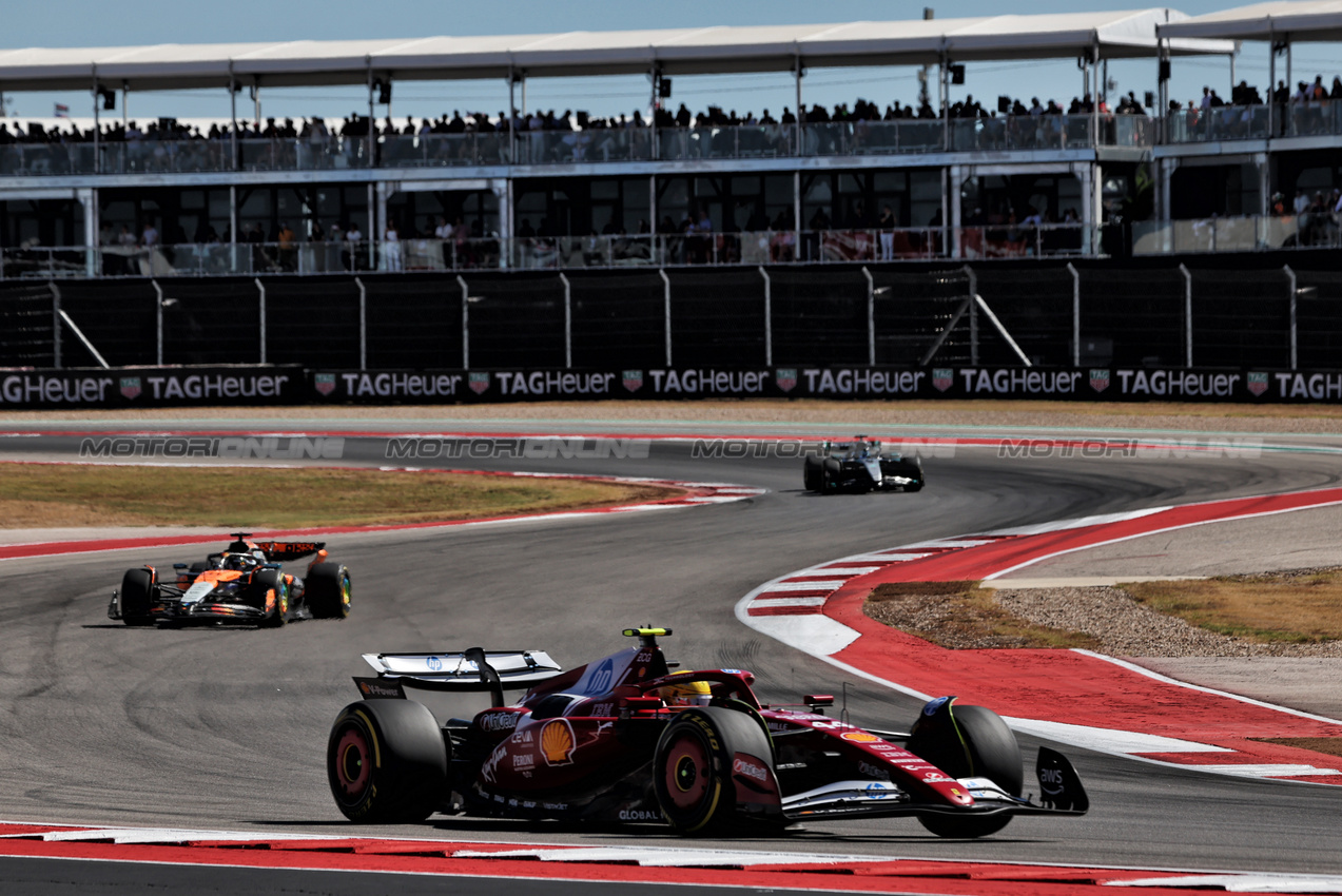 GP USA, Lewis Hamilton (GBR) Ferrari SF-25.
19.10.2025. Formula 1 World Championship, Rd 19, United States Grand Prix, Austin, Texas, USA, Gara Day.
- www.xpbimages.com, EMail: requests@xpbimages.com © Copyright: Rew / XPB Images