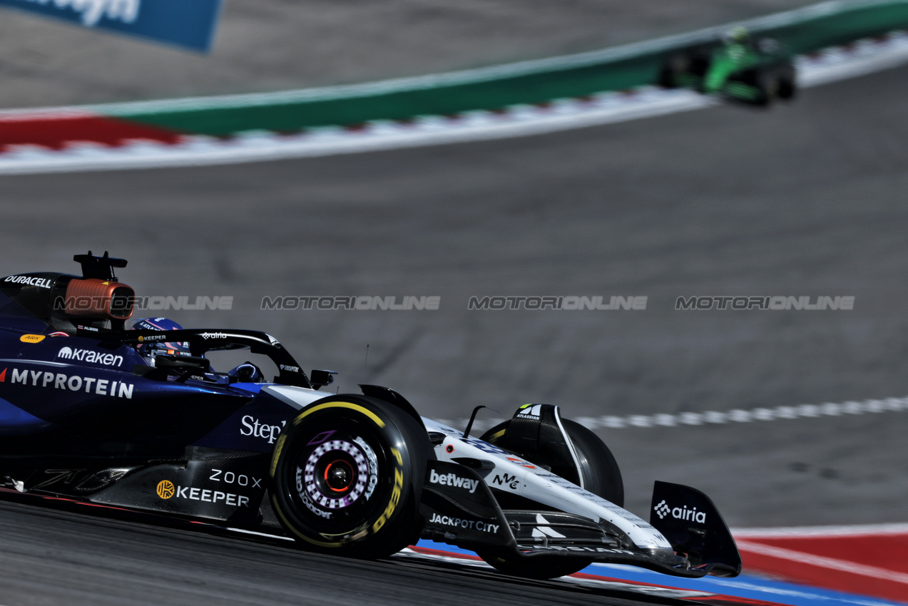 GP USA, Alexander Albon (THA) Atlassian Williams Racing FW47.
19.10.2025. Formula 1 World Championship, Rd 19, United States Grand Prix, Austin, Texas, USA, Gara Day.
- www.xpbimages.com, EMail: requests@xpbimages.com © Copyright: Charniaux / XPB Images