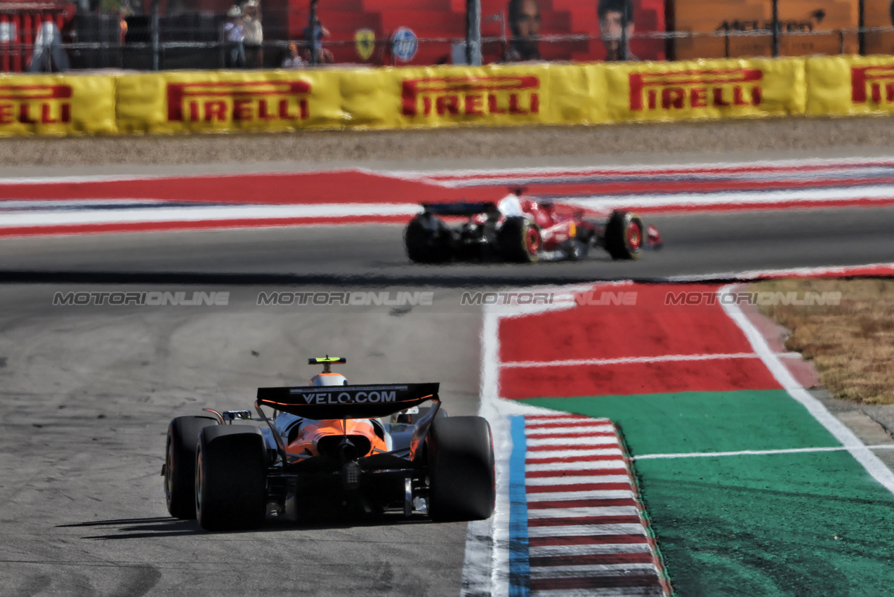 GP USA, Lando Norris (GBR) McLaren MCL39.
19.10.2025. Formula 1 World Championship, Rd 19, United States Grand Prix, Austin, Texas, USA, Gara Day.
- www.xpbimages.com, EMail: requests@xpbimages.com © Copyright: Rew / XPB Images