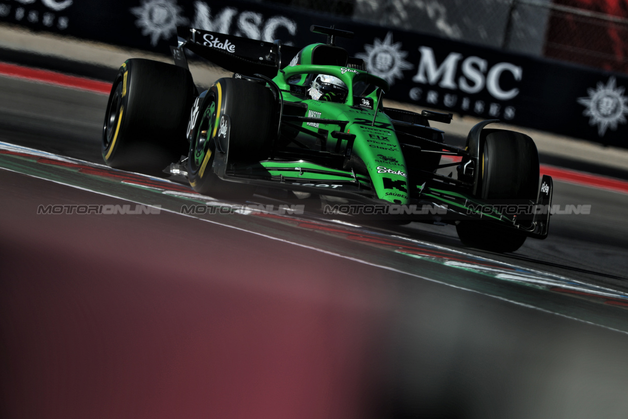 GP USA, Nico Hulkenberg (GER) Sauber C45.
19.10.2025. Formula 1 World Championship, Rd 19, United States Grand Prix, Austin, Texas, USA, Gara Day.
- www.xpbimages.com, EMail: requests@xpbimages.com © Copyright: Charniaux / XPB Images