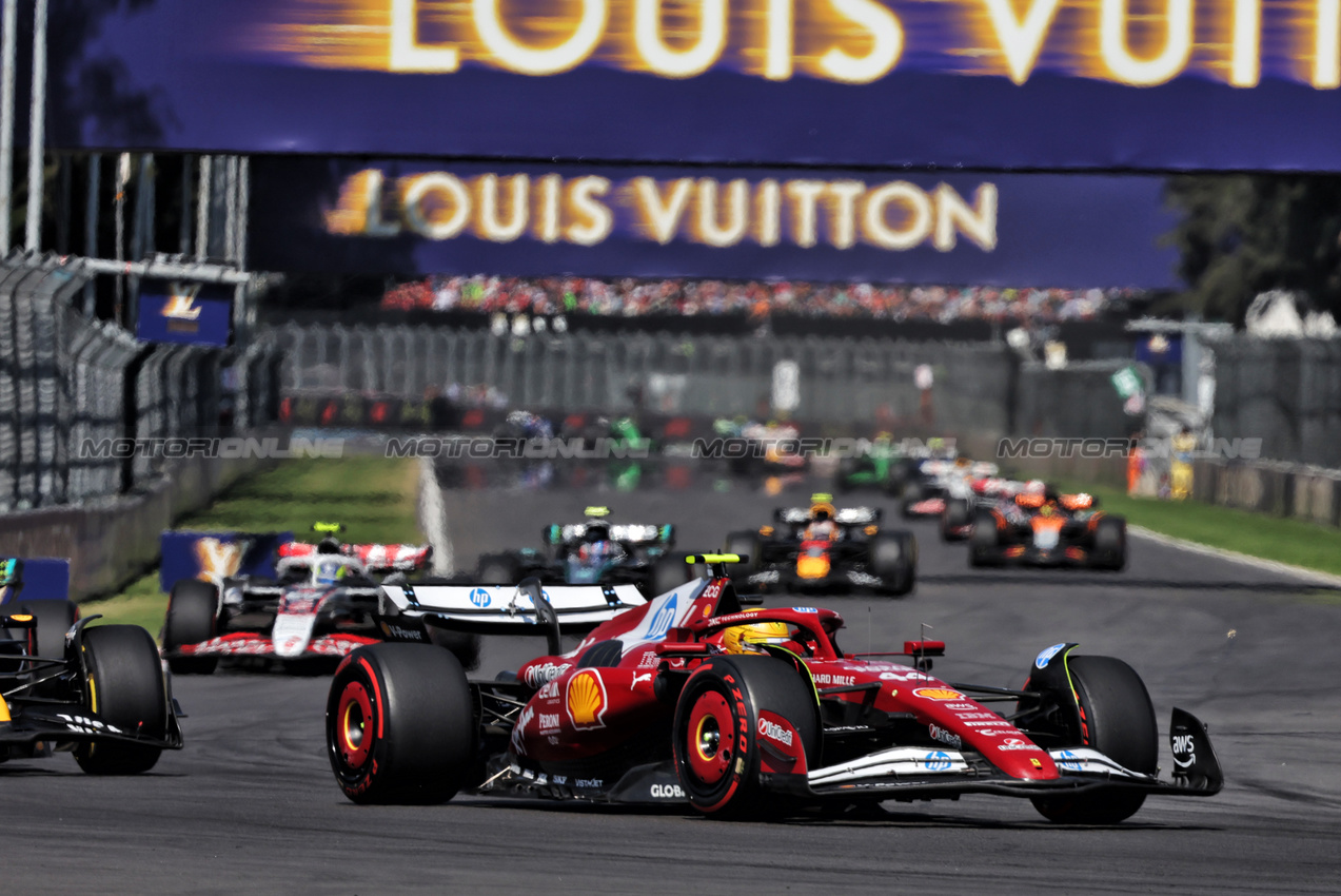 GP USA, Lewis Hamilton (GBR) Ferrari SF-25.
26.10.2025. Formula 1 World Championship, Rd 20, Mexican Grand Prix, Mexico City, Mexico, Gara Day.
- www.xpbimages.com, EMail: requests@xpbimages.com © Copyright: Bearne / XPB Images