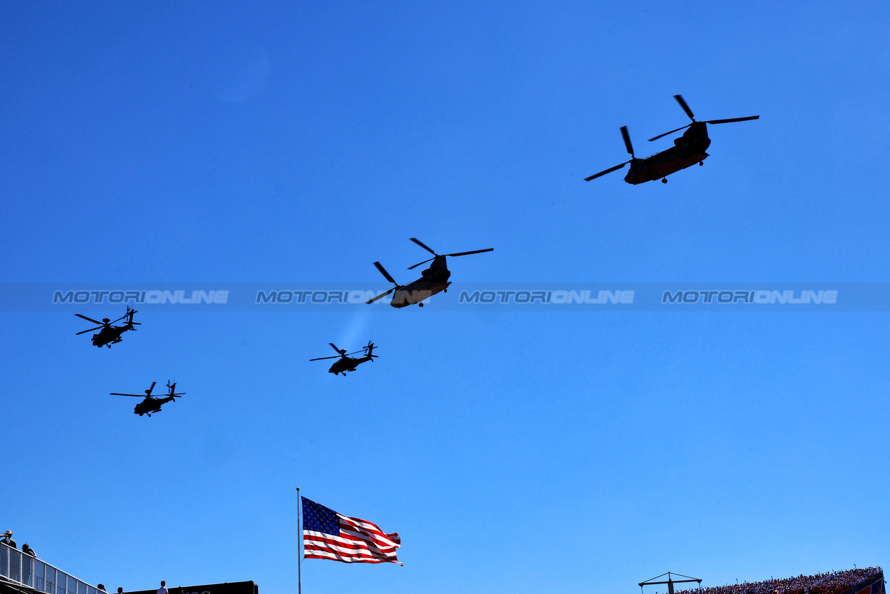 GP USA, griglia Atmosfera.
19.10.2025. Formula 1 World Championship, Rd 19, United States Grand Prix, Austin, Texas, USA, Gara Day.
- www.xpbimages.com, EMail: requests@xpbimages.com © Copyright: Batchelor / XPB Images