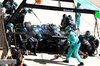 GP USA, Andrea Kimi Antonelli (ITA) Mercedes AMG F1 W16 makes a pit stop.

19.10.2025. Formula 1 World Championship, Rd 19, United States Grand Prix, Austin, Texas, USA, Gara Day.

- www.xpbimages.com, EMail: requests@xpbimages.com © Copyright: Bearne / XPB Images