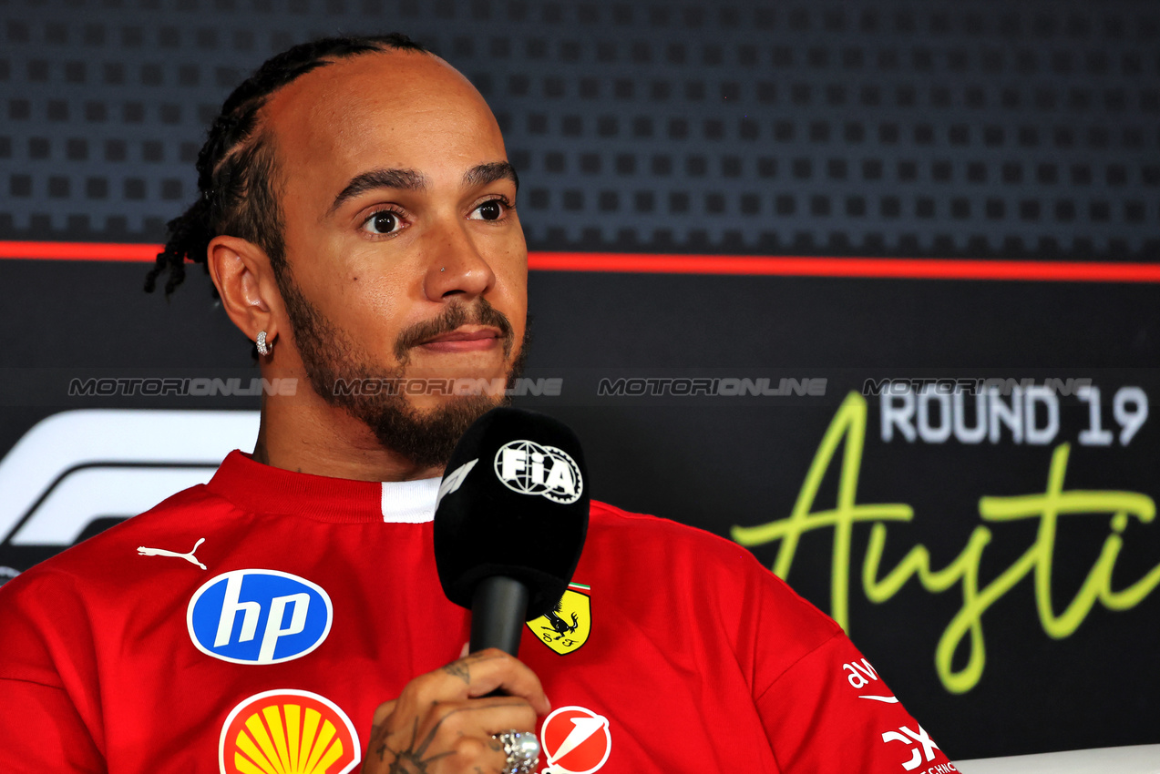 GP USA, Lewis Hamilton (GBR) Ferrari in the FIA Press Conference.
16.10.2025. Formula 1 World Championship, Rd 19, United States Grand Prix, Austin, Texas, USA, Preparation Day.
- www.xpbimages.com, EMail: requests@xpbimages.com © Copyright: Rew / XPB Images