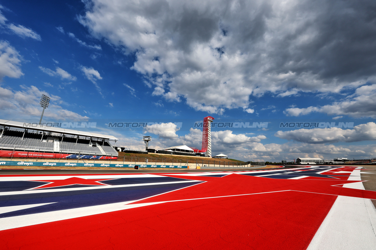 GP USA, Circuit Atmosfera - track detail.

16.10.2025. Formula 1 World Championship, Rd 19, United States Grand Prix, Austin, Texas, USA, Preparation Day.

- www.xpbimages.com, EMail: requests@xpbimages.com © Copyright: Moy / XPB Images