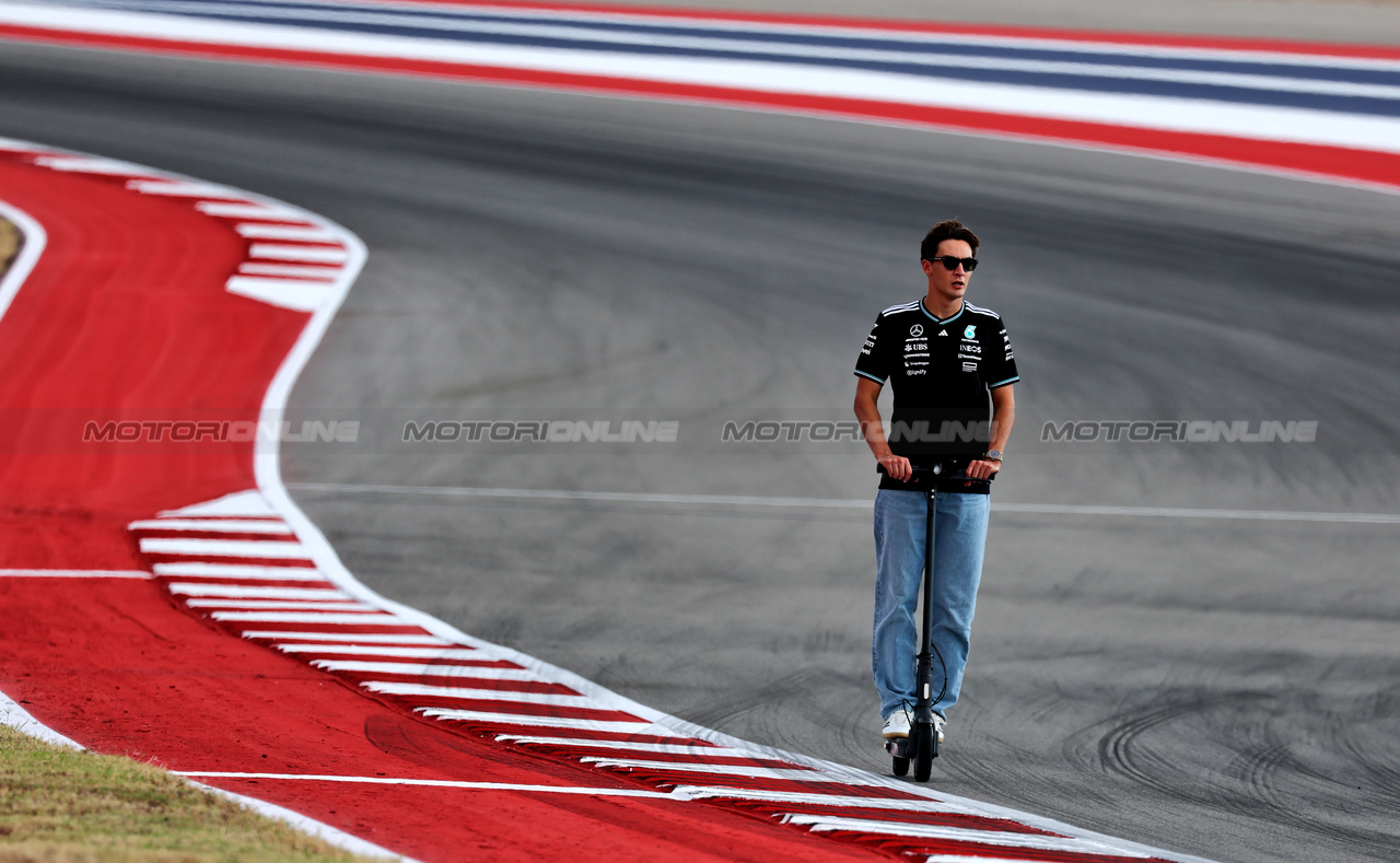GP USA, George Russell (GBR) Mercedes AMG F1 rides the circuit.
16.10.2025. Formula 1 World Championship, Rd 19, United States Grand Prix, Austin, Texas, USA, Preparation Day.
- www.xpbimages.com, EMail: requests@xpbimages.com © Copyright: Moy / XPB Images