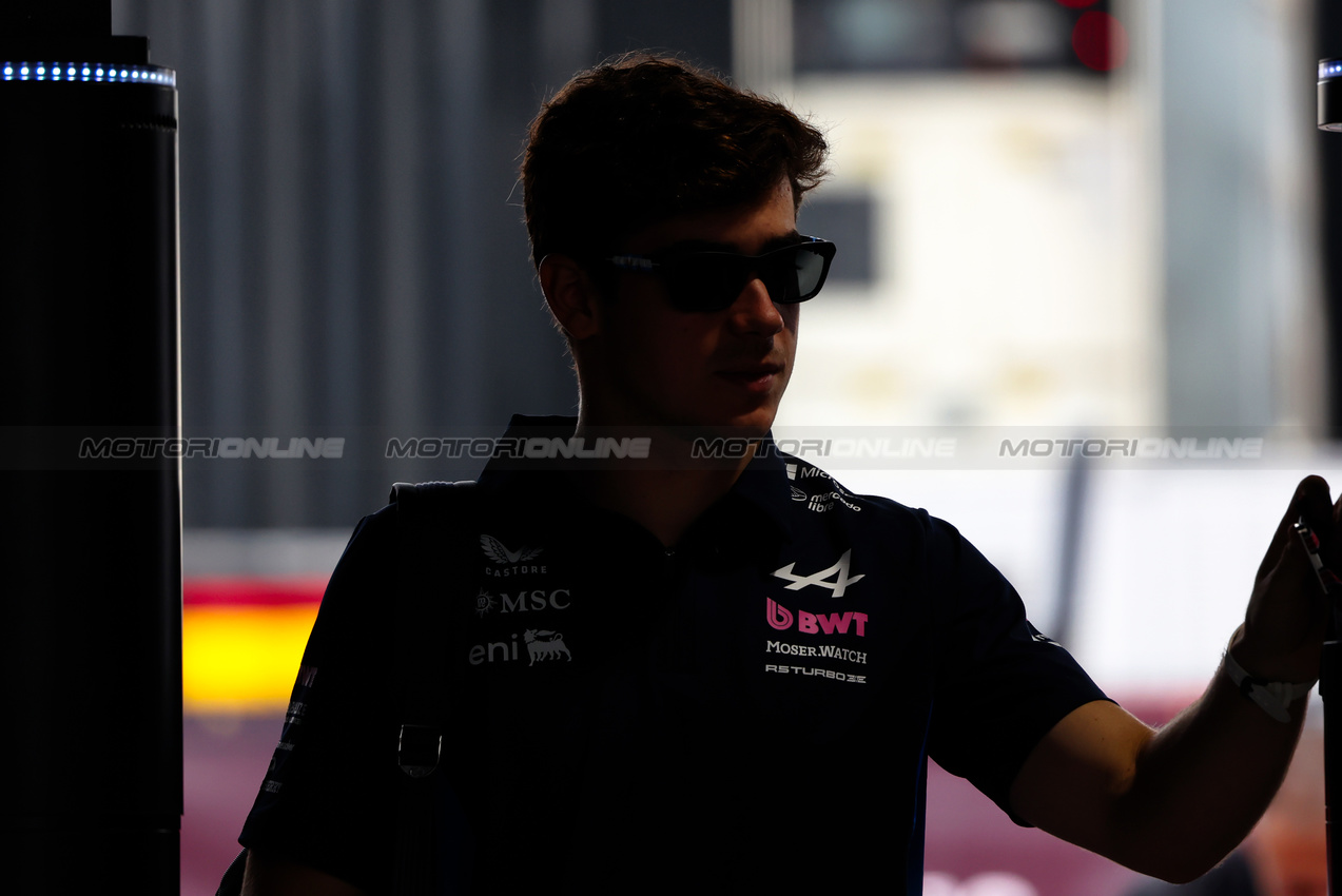 GP USA, Franco Colapinto (ARG) Alpine F1 Team.

16.10.2025. Formula 1 World Championship, Rd 19, United States Grand Prix, Austin, Texas, USA, Preparation Day.

 - www.xpbimages.com, EMail: requests@xpbimages.com © Copyright: Rew / XPB Images