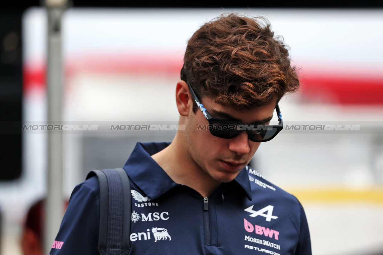GP USA, Franco Colapinto (ARG) Alpine F1 Team.

16.10.2025. Formula 1 World Championship, Rd 19, United States Grand Prix, Austin, Texas, USA, Preparation Day.

 - www.xpbimages.com, EMail: requests@xpbimages.com © Copyright: Rew / XPB Images