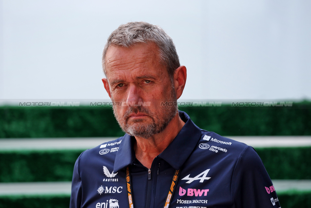GP USA, Steve Nielsen (GBR) Alpine F1 Team Managing Director.
16.10.2025. Formula 1 World Championship, Rd 19, United States Grand Prix, Austin, Texas, USA, Preparation Day.
- www.xpbimages.com, EMail: requests@xpbimages.com © Copyright: Rew / XPB Images