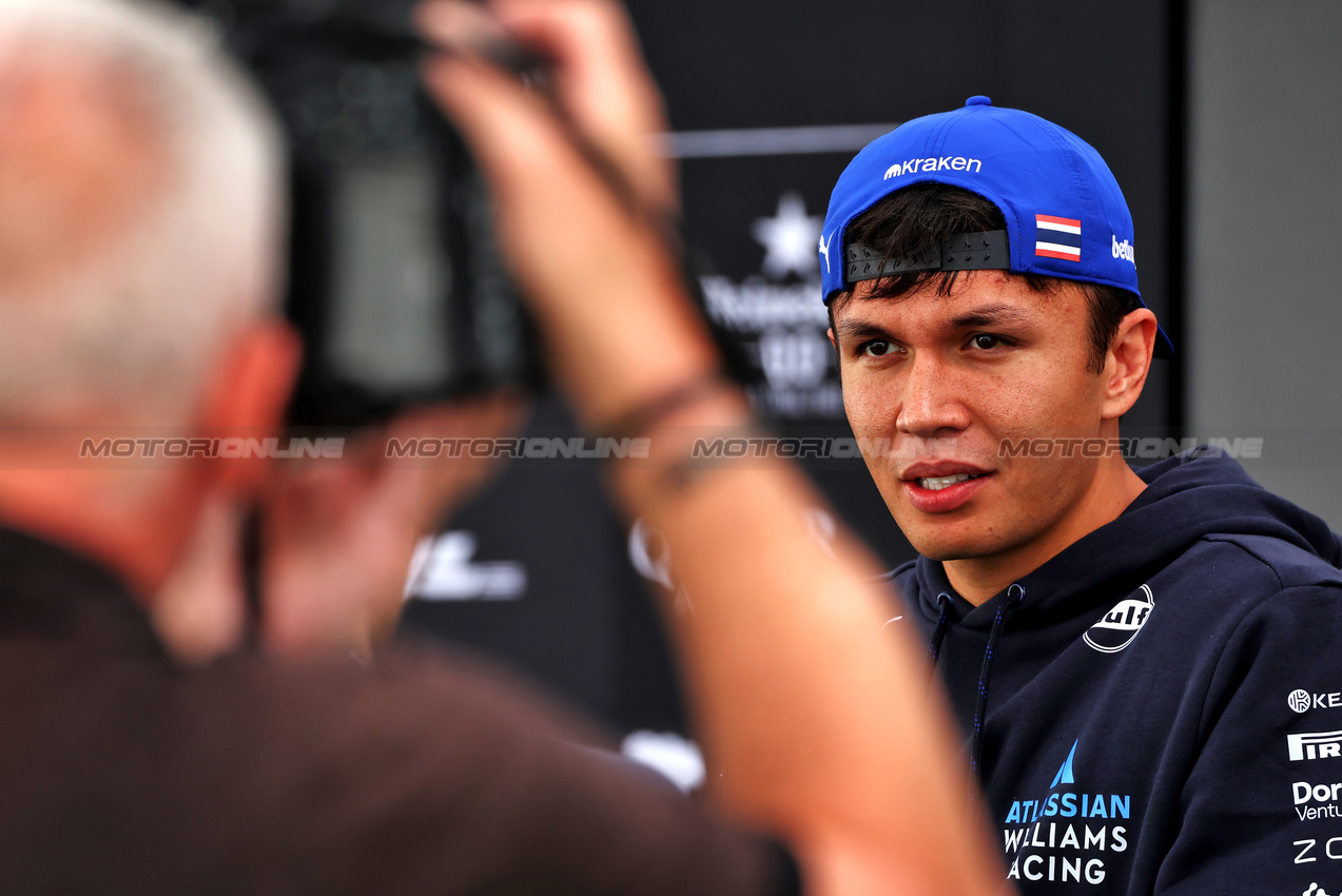 GP USA, Alexander Albon (THA) Atlassian Williams Racing.

16.10.2025. Formula 1 World Championship, Rd 19, United States Grand Prix, Austin, Texas, USA, Preparation Day.

 - www.xpbimages.com, EMail: requests@xpbimages.com © Copyright: Rew / XPB Images