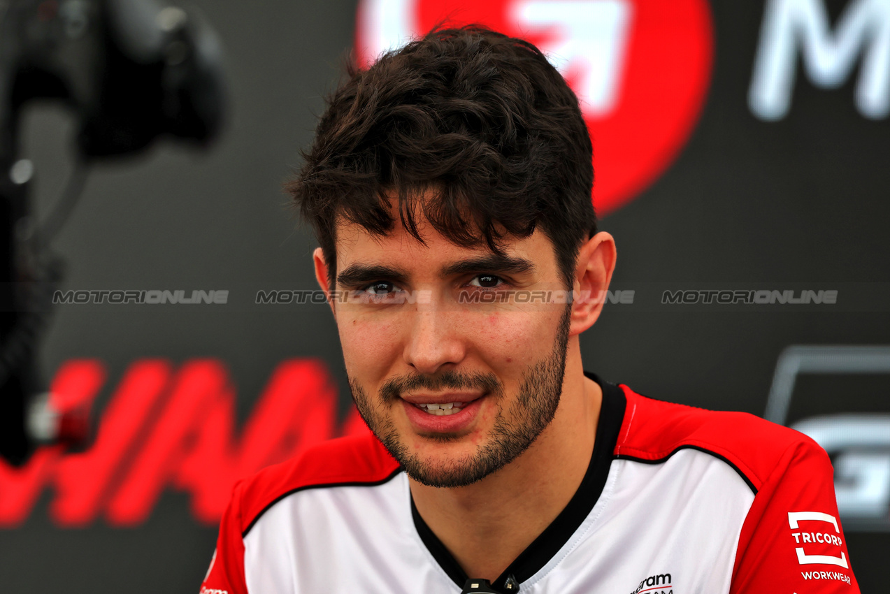 GP USA, Esteban Ocon (FRA) Haas F1 Team.
16.10.2025. Formula 1 World Championship, Rd 19, United States Grand Prix, Austin, Texas, USA, Preparation Day.
- www.xpbimages.com, EMail: requests@xpbimages.com © Copyright: Rew / XPB Images
