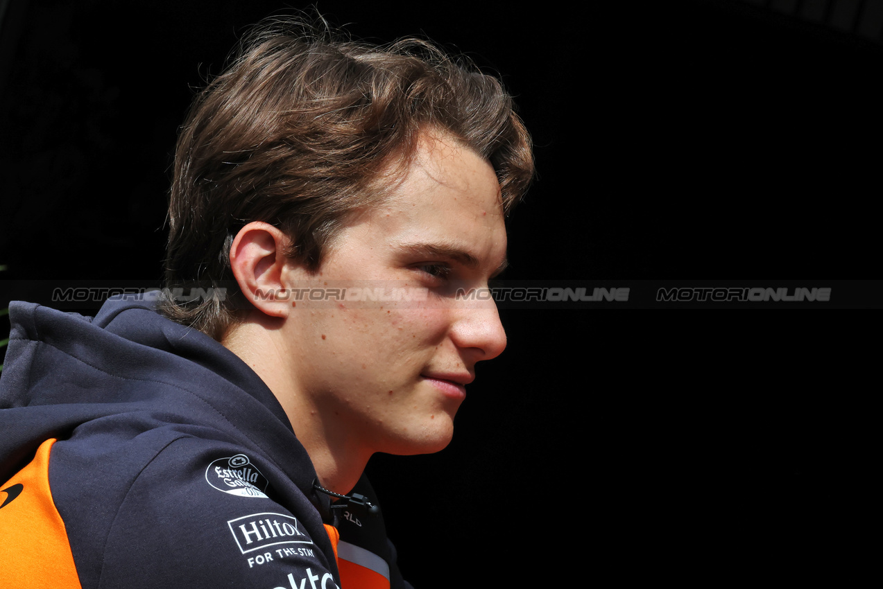 GP USA, Oscar Piastri (AUS) McLaren.

16.10.2025. Formula 1 World Championship, Rd 19, United States Grand Prix, Austin, Texas, USA, Preparation Day.

- www.xpbimages.com, EMail: requests@xpbimages.com © Copyright: Moy / XPB Images