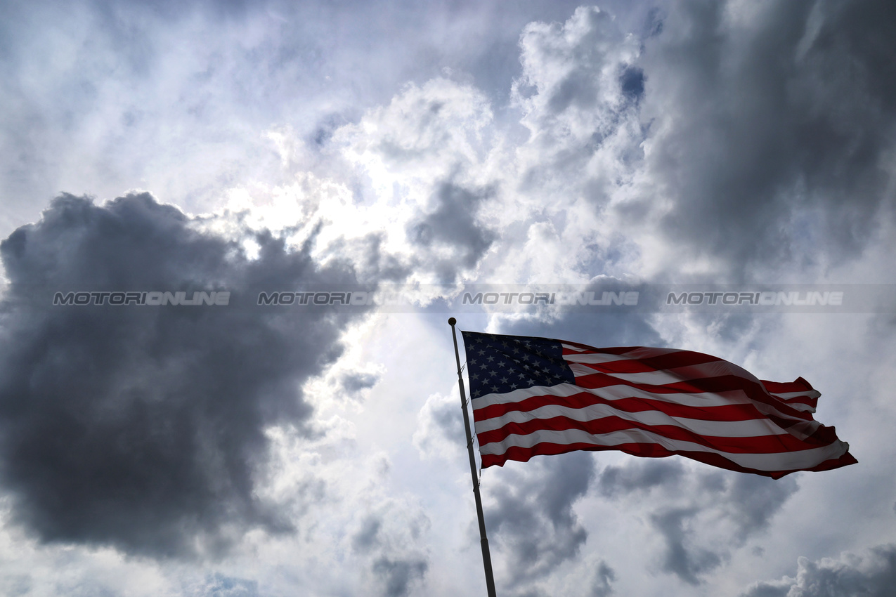 GP USA, Paddock Atmosfera - USA flag.

16.10.2025. Formula 1 World Championship, Rd 19, United States Grand Prix, Austin, Texas, USA, Preparation Day.

- www.xpbimages.com, EMail: requests@xpbimages.com © Copyright: Batchelor / XPB Images