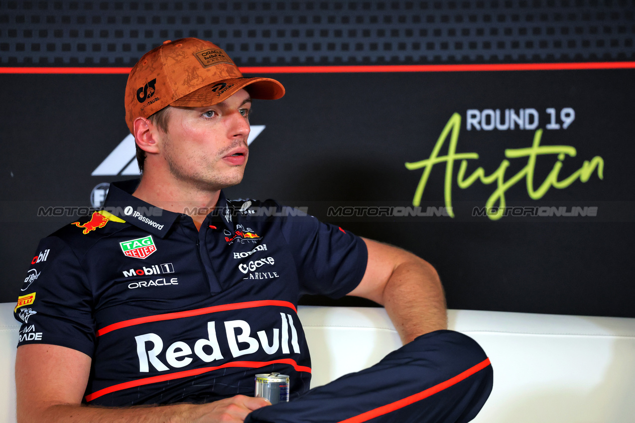 GP USA, Max Verstappen (NLD) Red Bull Racing in the post Sprint FIA Press Conference.
18.10.2025. Formula 1 World Championship, Rd 19, United States Grand Prix, Austin, Texas, USA, Sprint e Qualifiche Day.
- www.xpbimages.com, EMail: requests@xpbimages.com © Copyright: Charniaux / XPB Images