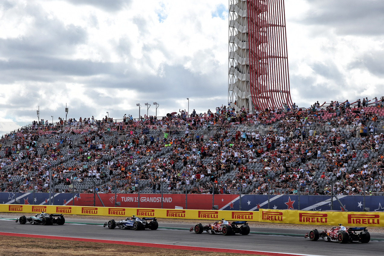 GP USA, George Russell (GBR) Mercedes AMG F1 W16.
18.10.2025. Formula 1 World Championship, Rd 19, United States Grand Prix, Austin, Texas, USA, Sprint e Qualifiche Day.
- www.xpbimages.com, EMail: requests@xpbimages.com © Copyright: Bearne / XPB Images